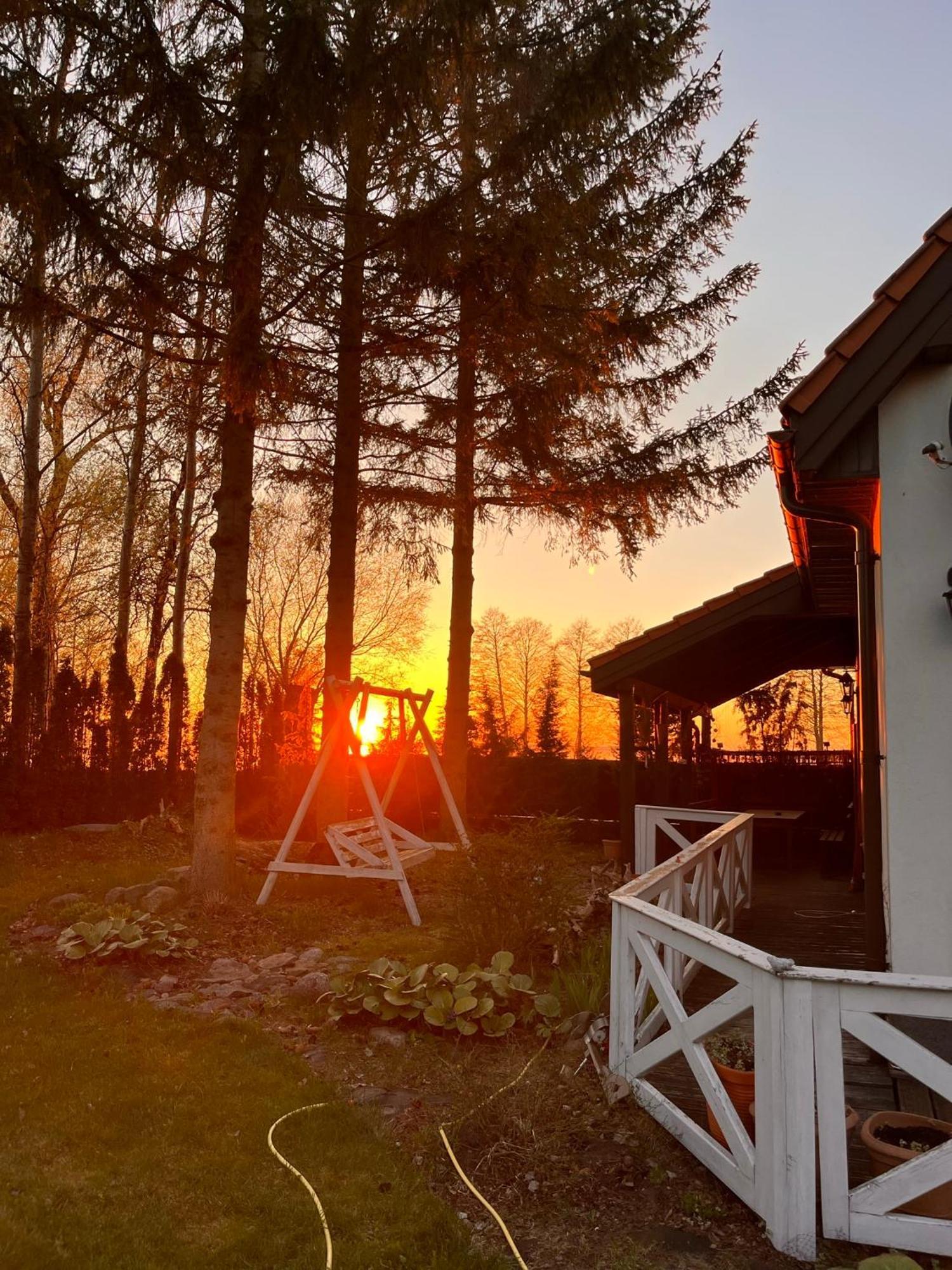 Uroczy Dom Nad Jeziorem Sniardwy Tuz Obok Plazy Nowe Guty Bagian luar foto